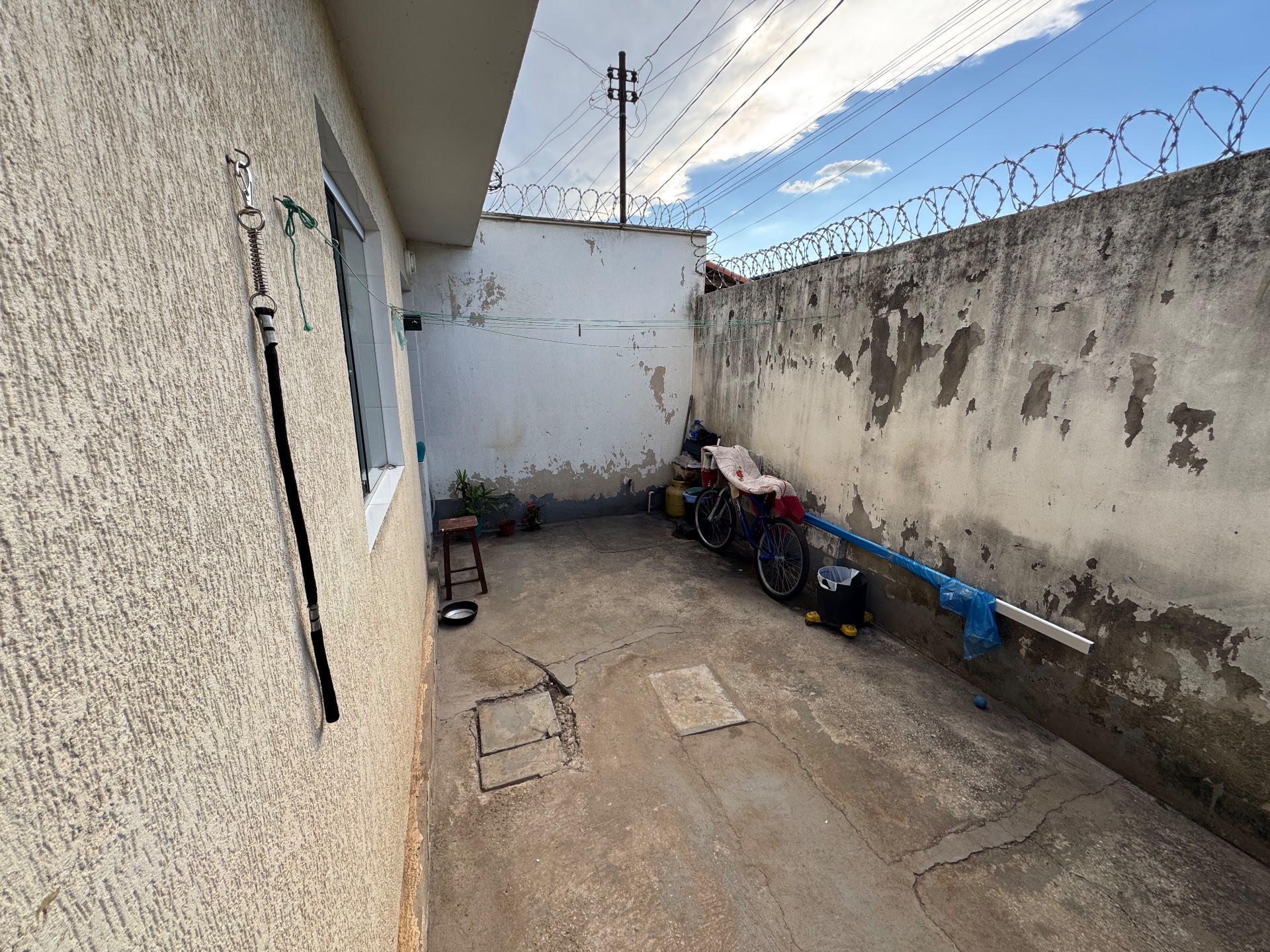 Casa 2 quartos, 2 banheiros bairro Brasília sarzedo — foto 3