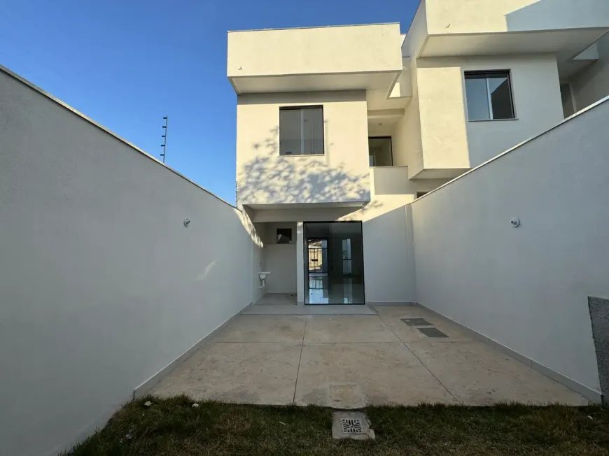Casa Geminada Duplex Angola Betim MG — foto 3